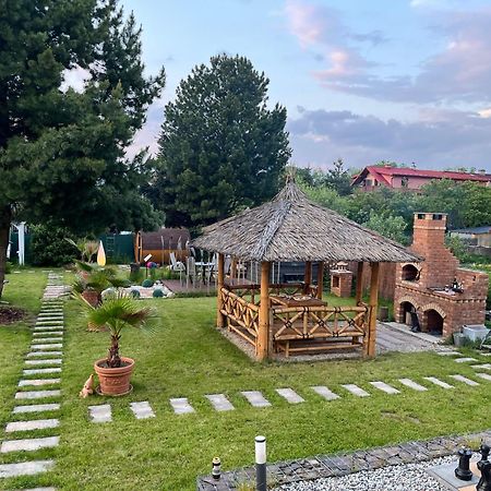 Villa Laura Liptovský Mikuláš エクステリア 写真