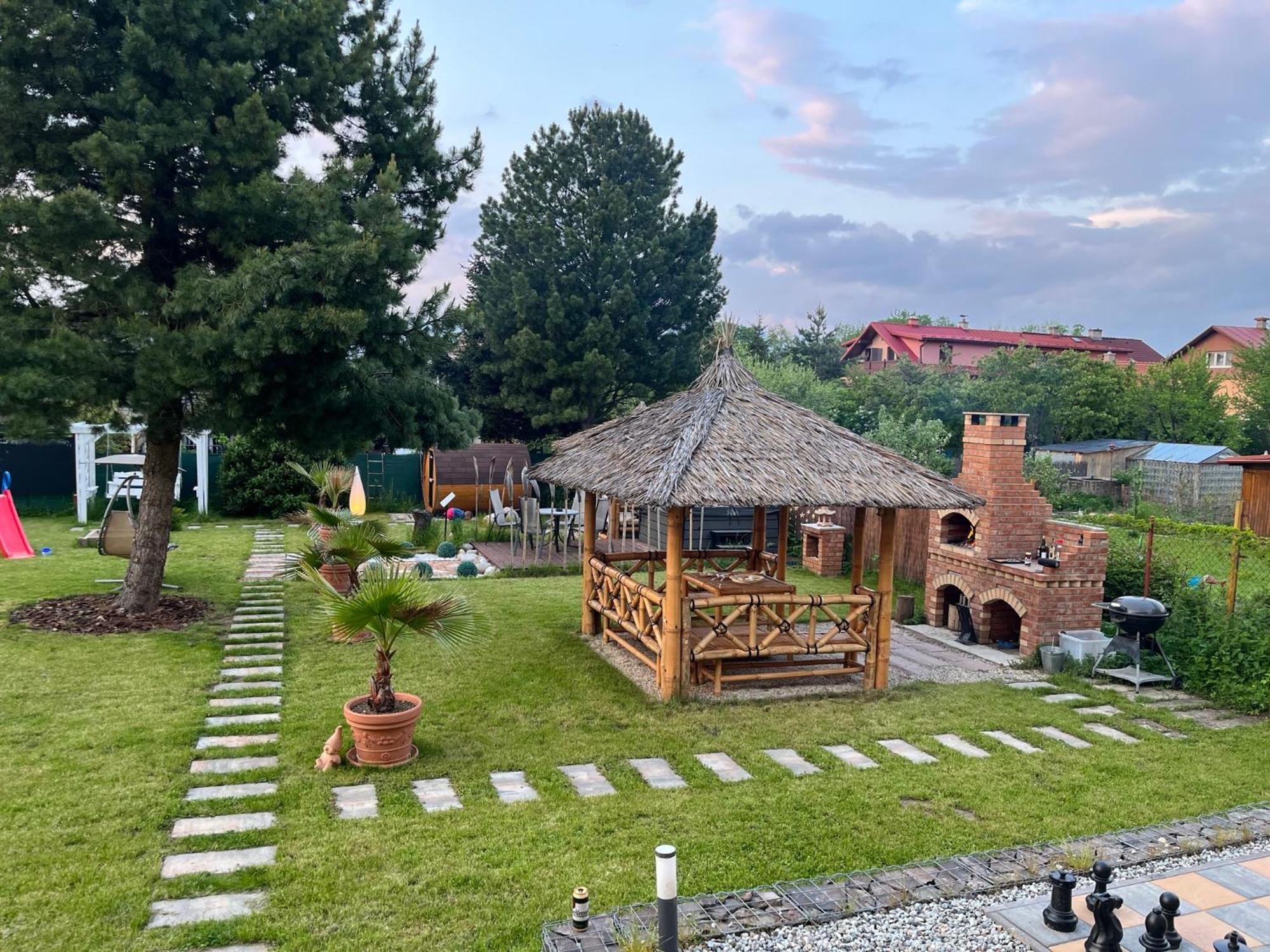 Villa Laura Liptovský Mikuláš エクステリア 写真
